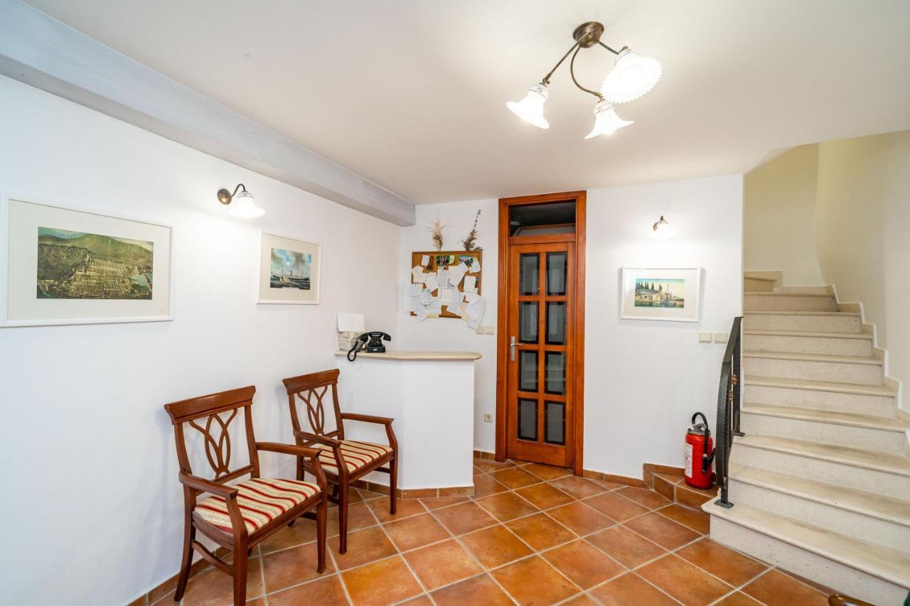Solis Rooms Old Town Ragusa Esterno foto