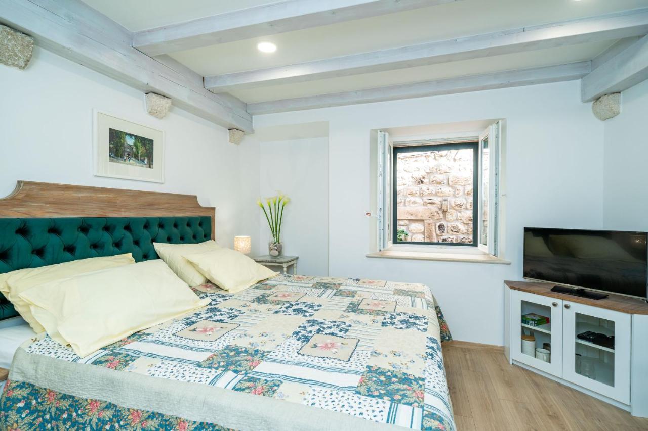 Solis Rooms Old Town Ragusa Esterno foto