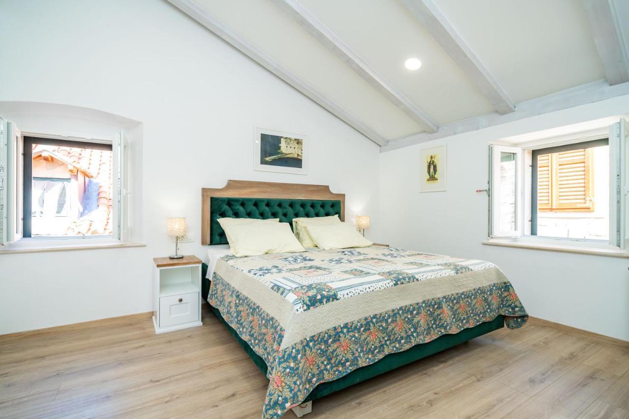 Solis Rooms Old Town Ragusa Esterno foto