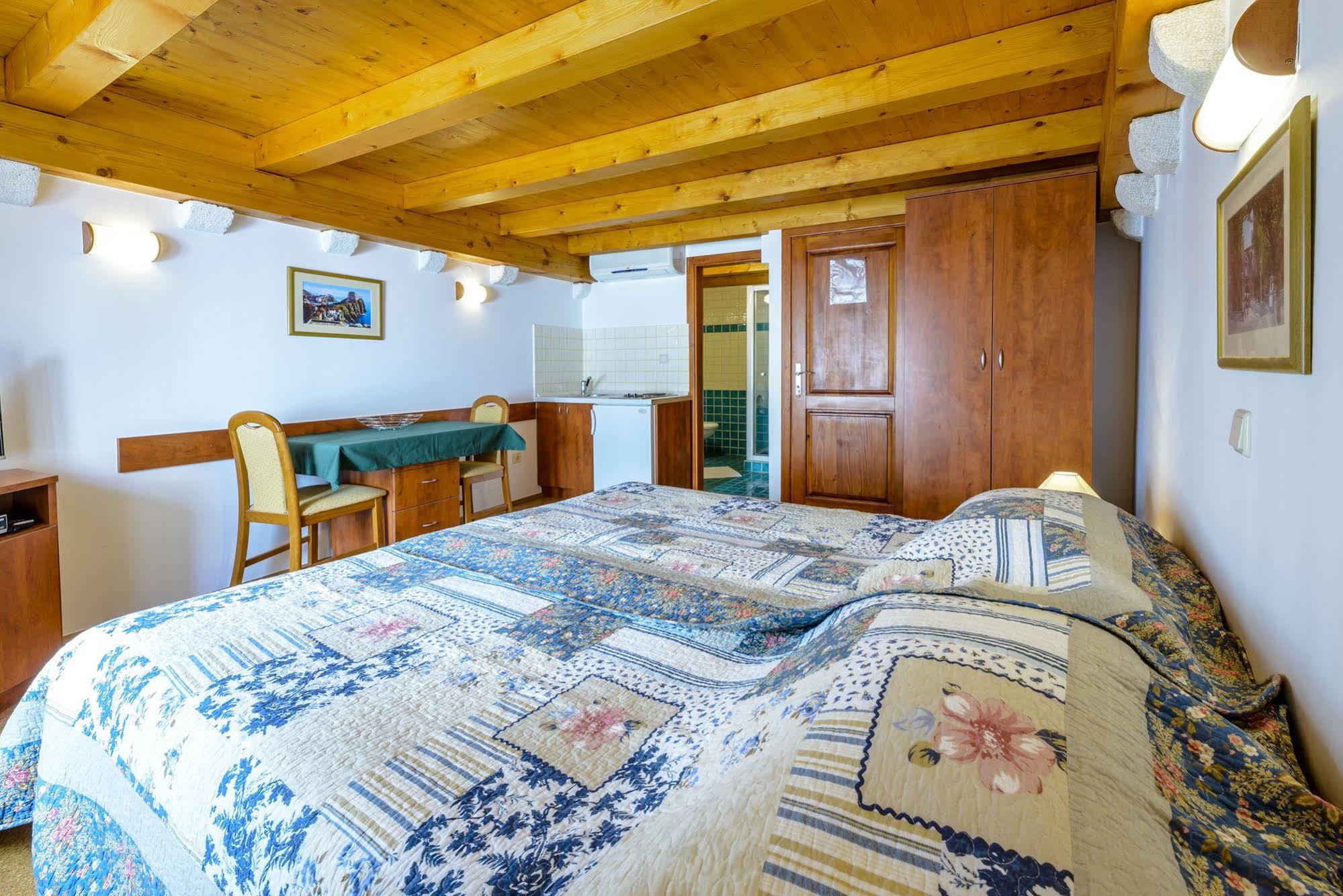 Solis Rooms Old Town Ragusa Esterno foto